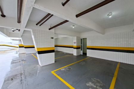 Apartamento para alugar com 74m², 2 quartos e 1 vaga Apartamento para alugar com 74m², 2 quartos e 1 vagaGaragem