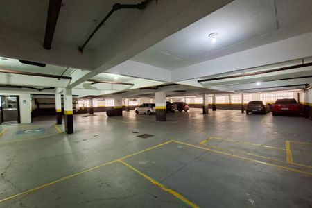 Apartamento para alugar com 74m², 2 quartos e 1 vaga Apartamento para alugar com 74m², 2 quartos e 1 vagaGaragem