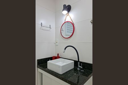 Apartamento para alugar com 74m², 2 quartos e 1 vaga Apartamento para alugar com 74m², 2 quartos e 1 vagaBanheiro da Suíte