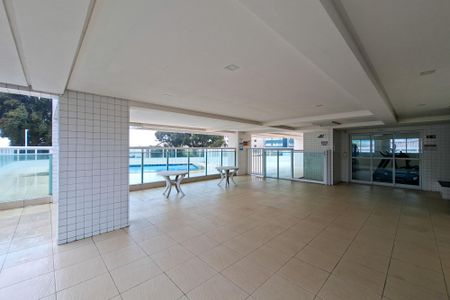 Apartamento para alugar com 74m², 2 quartos e 1 vaga Apartamento para alugar com 74m², 2 quartos e 1 vagaÁrea comum - Piscina