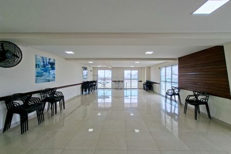 Apartamento para alugar com 74m², 2 quartos e 1 vaga Apartamento para alugar com 74m², 2 quartos e 1 vagaÁrea comum - Salão de festas