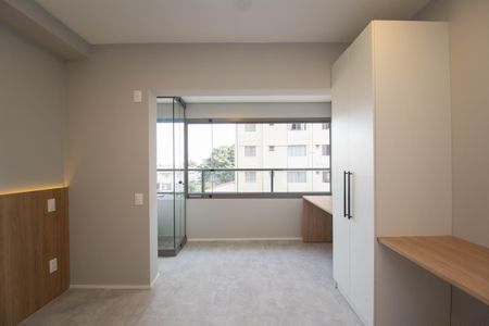 Apartamento à venda com 30m², 1 quarto e sem vaga Apartamento à venda com 30m², 1 quarto e sem vagaSala/Quarto