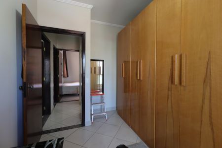 Apartamento à venda com 90m², 3 quartos e 2 vagasQuarto 1
