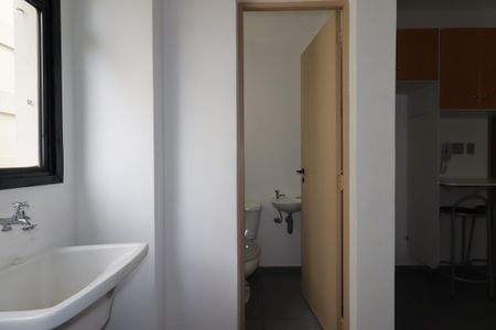 Apartamento para alugar com 74m², 2 quartos e 1 vagaÁrea de Serviço