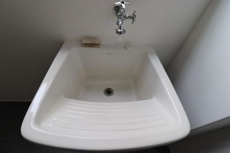 Apartamento para alugar com 74m², 2 quartos e 1 vagaÁrea de Serviço