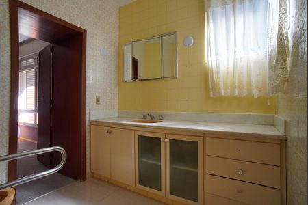 Apartamento à venda com 168m², 3 quartos e 1 vagaBanheiro da Suíte