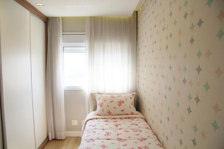 Apartamento à venda com 71m², 2 quartos e 2 vagasQuarto 