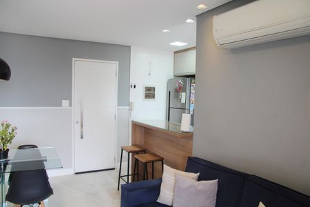 Apartamento à venda com 71m², 2 quartos e 2 vagasSala