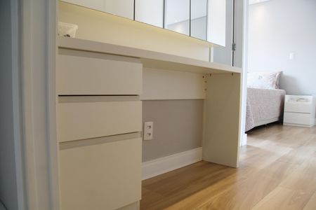 Apartamento à venda com 71m², 2 quartos e 2 vagasSuíte
