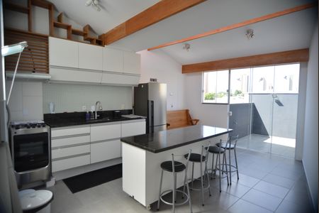 Apartamento à venda com 126m², 2 quartos e 2 vagasCozinha