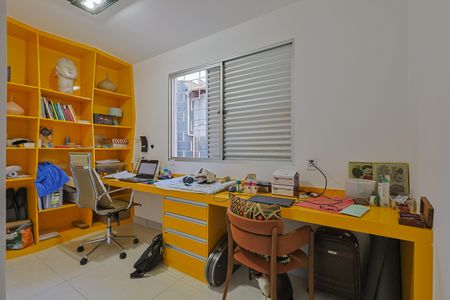 Apartamento à venda com 130m², 3 quartos e 1 vaga Apartamento à venda com 130m², 3 quartos e 1 vagaQuarto 2