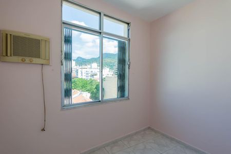 Apartamento à venda com 81m², 2 quartos e sem vagaQuarto 2