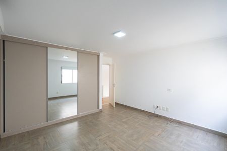 Casa à venda com 270m², 3 quartos e 2 vagas Casa à venda com 270m², 3 quartos e 2 vagasQuarto 2