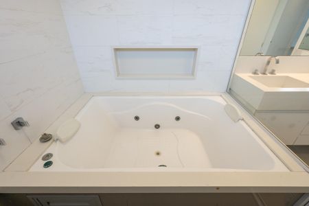 Casa à venda com 270m², 3 quartos e 2 vagas Casa à venda com 270m², 3 quartos e 2 vagasBanheiro da Suíte