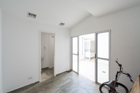 Casa à venda com 270m², 3 quartos e 2 vagas Casa à venda com 270m², 3 quartos e 2 vagasQuarto de Serviço