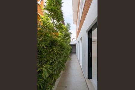 Casa à venda com 270m², 3 quartos e 2 vagas Casa à venda com 270m², 3 quartos e 2 vagasCorredor
