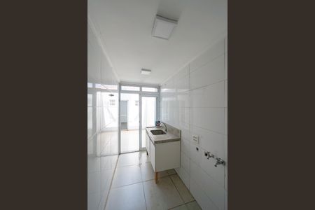 Casa à venda com 270m², 3 quartos e 2 vagas Casa à venda com 270m², 3 quartos e 2 vagasLavanderia