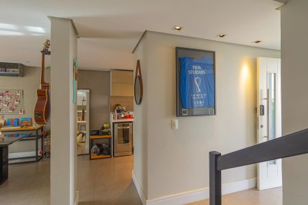 Casa de condomínio à venda com 248m², 2 quartos e 2 vagasSala