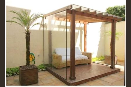 Casa à venda com 224m², 3 quartos e 3 vagas
