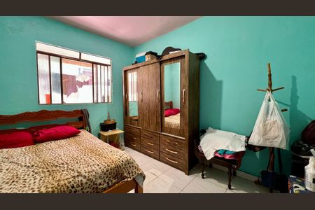 Casa à venda com 145m², 5 quartos e 3 vagas Casa à venda com 145m², 5 quartos e 3 vagasquarto