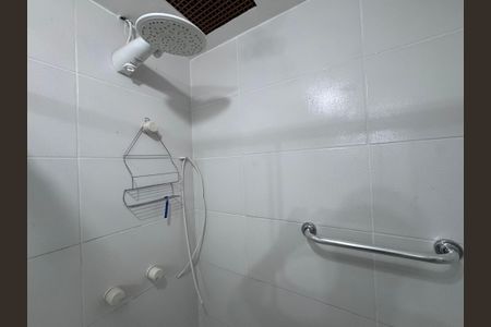 Apartamento para alugar com 220m², 3 quartos e 2 vagas Apartamento para alugar com 220m², 3 quartos e 2 vagasSuíte - Banheiro