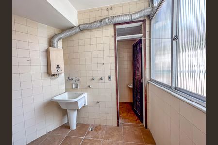 Apartamento à venda com 142m², 3 quartos e 1 vagaÁrea de Serviço