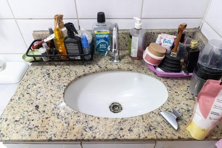 Apartamento para alugar com 86m², 3 quartos e 1 vaga Apartamento para alugar com 86m², 3 quartos e 1 vagaBanheiro da Suíte