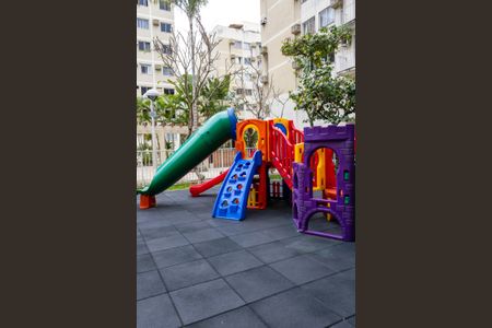 Apartamento para alugar com 86m², 3 quartos e 1 vaga Apartamento para alugar com 86m², 3 quartos e 1 vagaÁrea comum - Playground