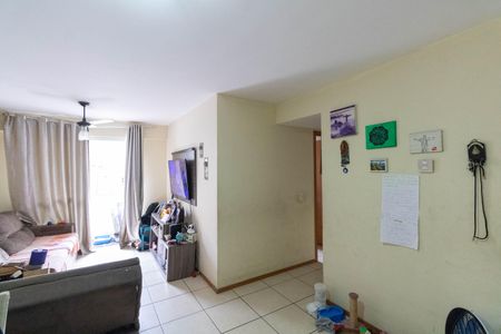 Apartamento para alugar com 86m², 3 quartos e 1 vaga Apartamento para alugar com 86m², 3 quartos e 1 vagaSala