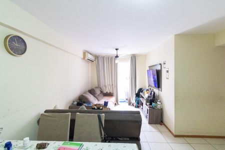 Apartamento para alugar com 86m², 3 quartos e 1 vaga Apartamento para alugar com 86m², 3 quartos e 1 vagaSala