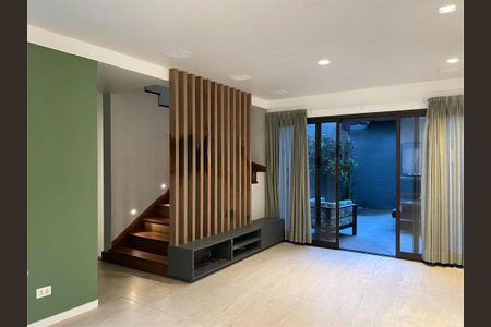 Casa à venda com 4 quartos, 500m² em Jardim Cordeiro, São Paulo