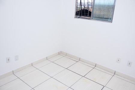 Quarto 2 de apartamento para alugar com 2 quartos, 52m² em São Cristóvão, Salvador