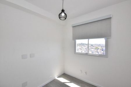 Quarto 1 de apartamento para alugar com 2 quartos, 42m² em Parque Arariba, São Paulo