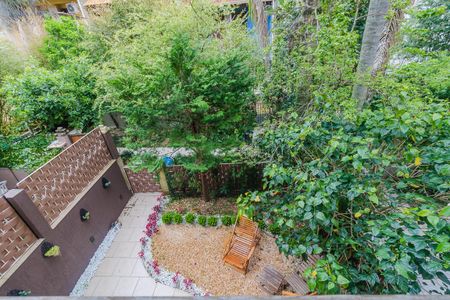 Casa de condomínio à venda com 197m², 3 quartos e 2 vagas Casa de condomínio à venda com 197m², 3 quartos e 2 vagasVaranda do Quarto