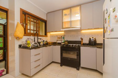 Casa de condomínio à venda com 197m², 3 quartos e 2 vagas Casa de condomínio à venda com 197m², 3 quartos e 2 vagasCozinha