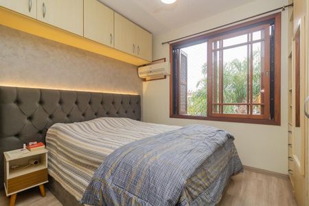 Casa de condomínio à venda com 197m², 3 quartos e 2 vagas Casa de condomínio à venda com 197m², 3 quartos e 2 vagasSuíte