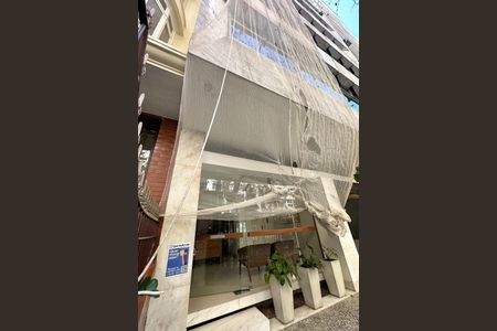 Apartamento à venda com 180m², 3 quartos e 1 vaga Apartamento à venda com 180m², 3 quartos e 1 vagaFachada