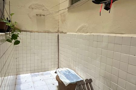 Apartamento à venda com 180m², 3 quartos e 1 vaga Apartamento à venda com 180m², 3 quartos e 1 vagaÁrea de Serviço