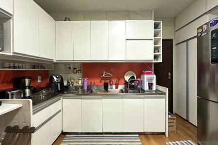 Apartamento à venda com 180m², 3 quartos e 1 vaga Apartamento à venda com 180m², 3 quartos e 1 vagaCozinha