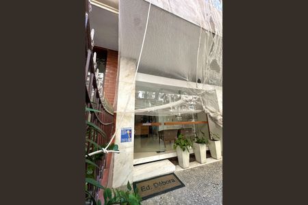 Apartamento à venda com 180m², 3 quartos e 1 vaga Apartamento à venda com 180m², 3 quartos e 1 vagaPlaquinha