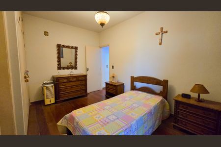 Apartamento à venda com 135m², 4 quartos e 2 vagas Apartamento à venda com 135m², 4 quartos e 2 vagasQuarto 1