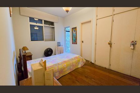 Apartamento à venda com 135m², 4 quartos e 2 vagas Apartamento à venda com 135m², 4 quartos e 2 vagasQuarto 1