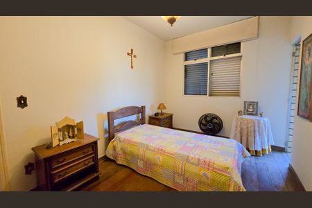 Apartamento à venda com 135m², 4 quartos e 2 vagas Apartamento à venda com 135m², 4 quartos e 2 vagasQuarto 1