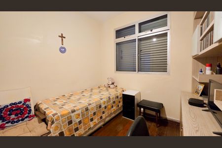 Apartamento à venda com 135m², 4 quartos e 2 vagas Apartamento à venda com 135m², 4 quartos e 2 vagasQuarto 2