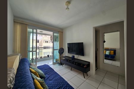 Sala de apartamento para alugar com 1 quarto, 45m² em Barra, Salvador