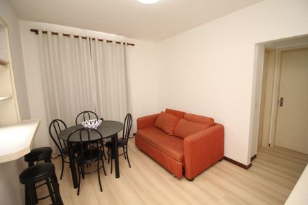 Sala de apartamento à venda com 1 quarto, 45m² em Santo Agostinho, Belo Horizonte