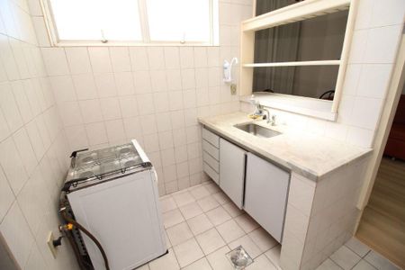 Cozinha de apartamento à venda com 1 quarto, 45m² em Santo Agostinho, Belo Horizonte
