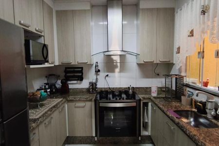 Casa à venda com 3 quartos, 110m² em Vila Cleonice, São Paulo