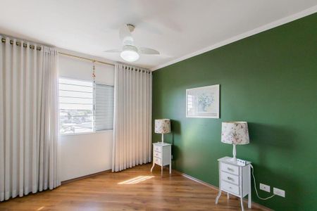 Casa à venda com 4 quartos, 330m² em Vila Paranagua, São Paulo