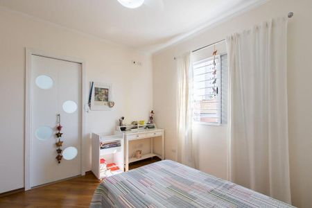 Casa à venda com 4 quartos, 330m² em Vila Paranagua, São Paulo